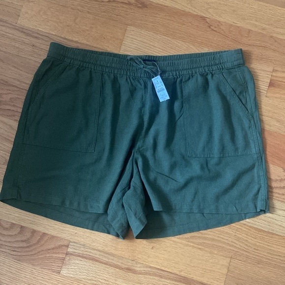 J. Crew Shorts - Picture 2 of 7